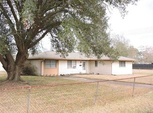 1306 Bassett St, Orange, TX 77632