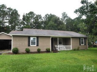 15 Logan Rd, Castle Hayne, NC 28429