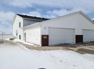 4848 51st Ave S, Fargo, ND 58104