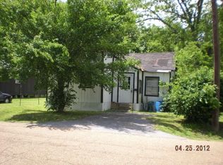 1417 Pecan St, Helena, AR 72342