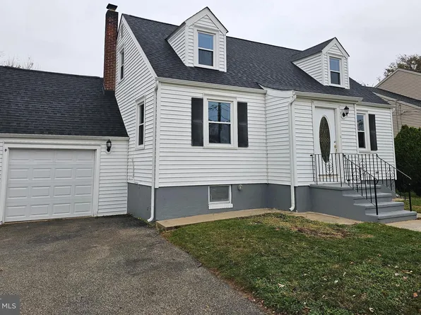 311 S Fellowship Rd, Maple Shade, NJ 08052