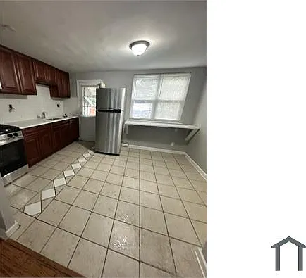 2 bed, 750 sqft, $1,550 — Photo 3
