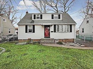 271 Chestnut St, Bound Brook, NJ 08805