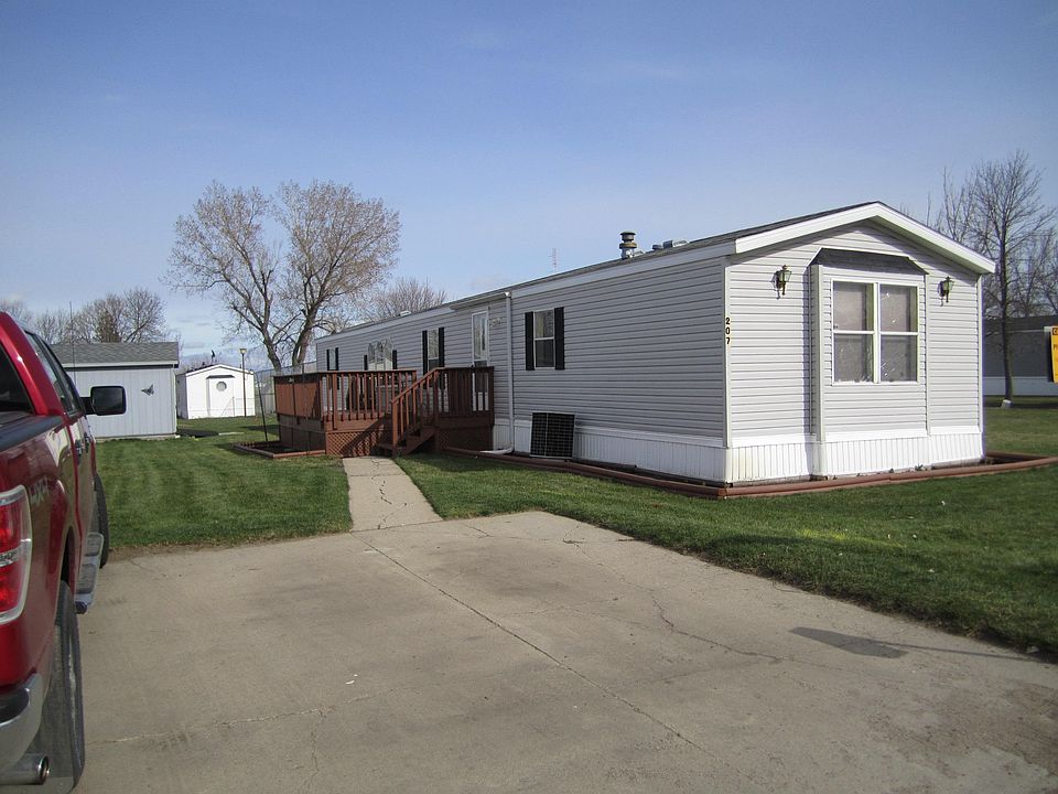 1st image of 1400 21st St SW Lot 207