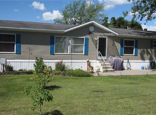 6 Gaywood Dr, Avon, NY 14414