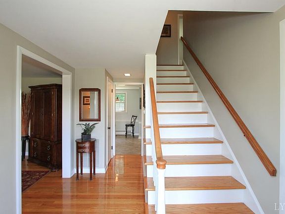 5th image of 213 Nottingham Cir