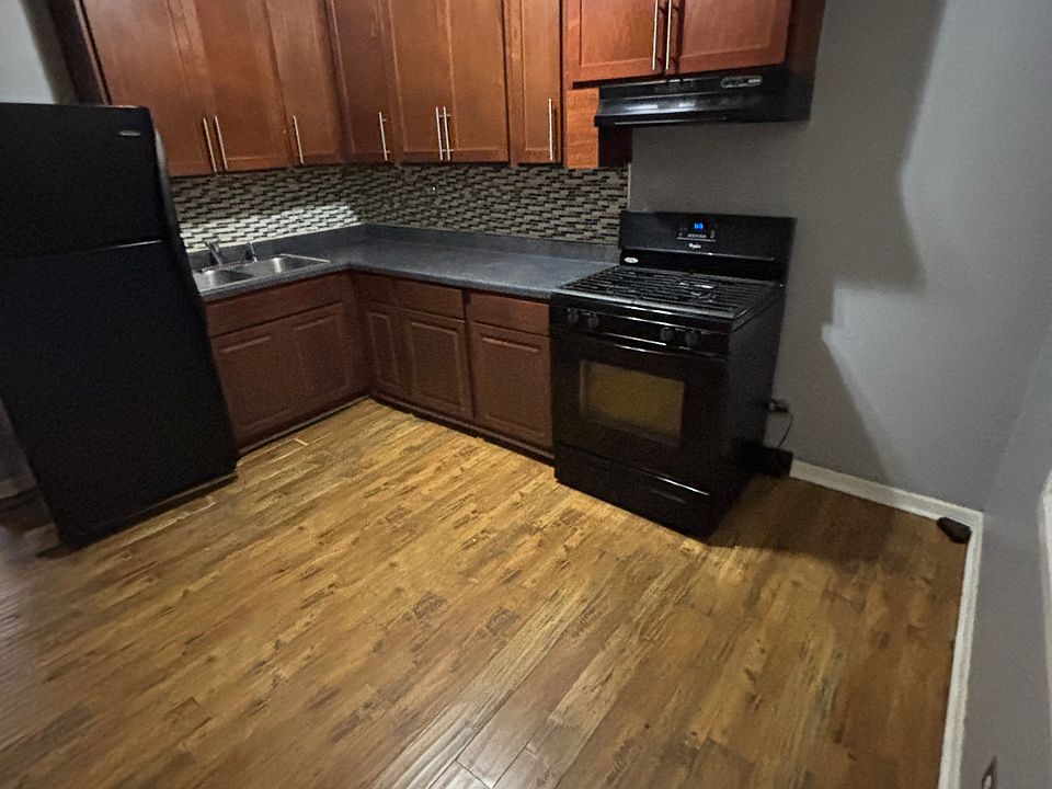 1st image of 8134 S Muskegon Ave #1