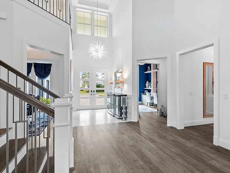 8955 Redonda Dr — Photo 44