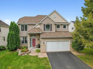 9091 Peony Ln N, Maple Grove, MN 55311