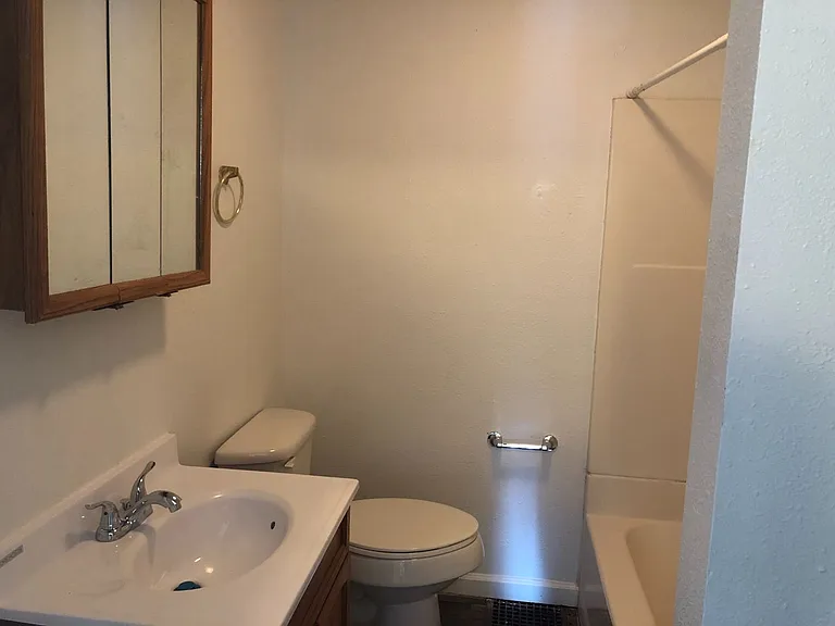 4133 Lafayette St — Photo 8