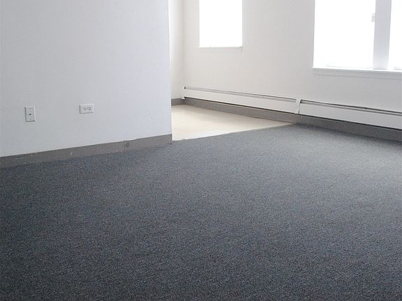 2nd image of 542 N Pine Ave APT 309