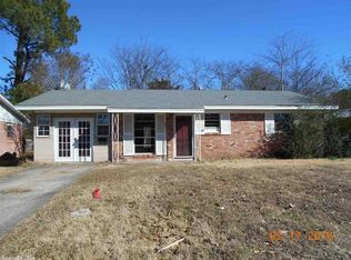 401 Deerbrook Rd, Little Rock, AR 72205