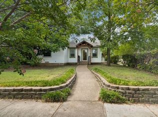 2218 Mountain Lake Rd, Dallas, TX 75224