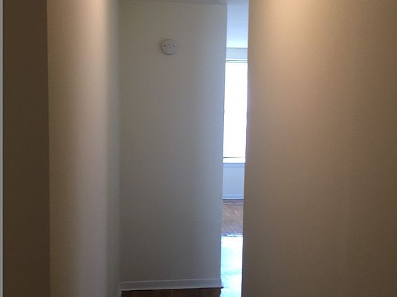 5th image of 729 E 147th St APT 4D