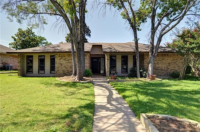 1st image of 809 Katherine Ct