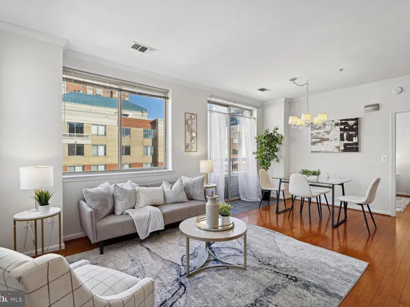 3830 9th St N #Penthouse 3w, Arlington, VA 22201