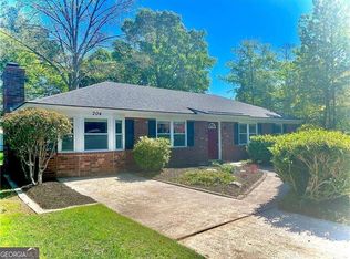 204 Holiday Dr, Savannah, GA 31419