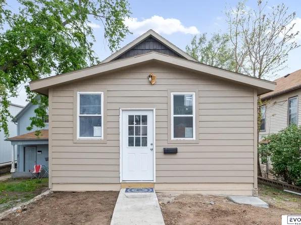 2021 Pierce St, Omaha, NE 68108