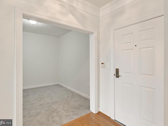 5th image of 44485 Chamberlain Ter Unit 303