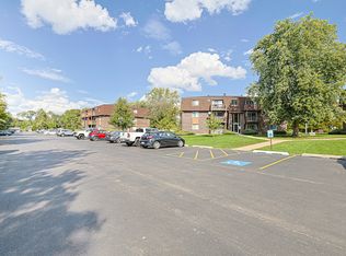 19380 S Wolf Rd #6, Mokena, IL