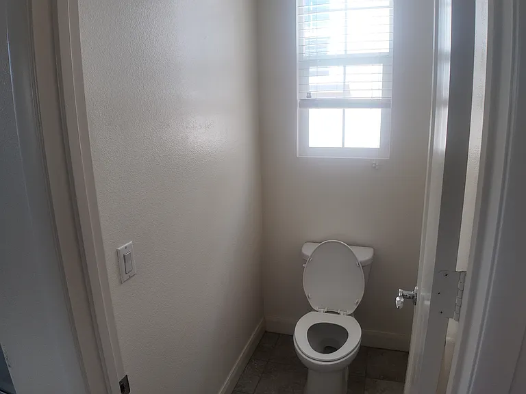 9748 La Vine Ct — Photo 32