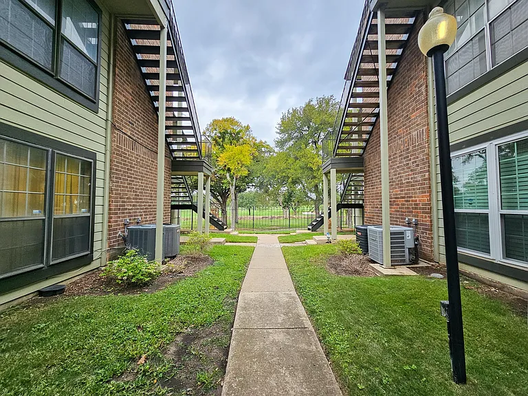 5981 Arapaho Rd #1506 — Photo 31
