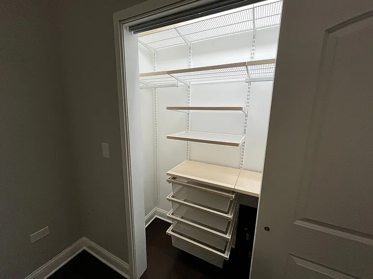 160 E Illinois St #803 — Photo 15