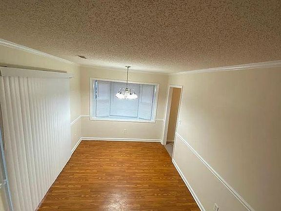 4th image of 2100 Flagstone Ct #O