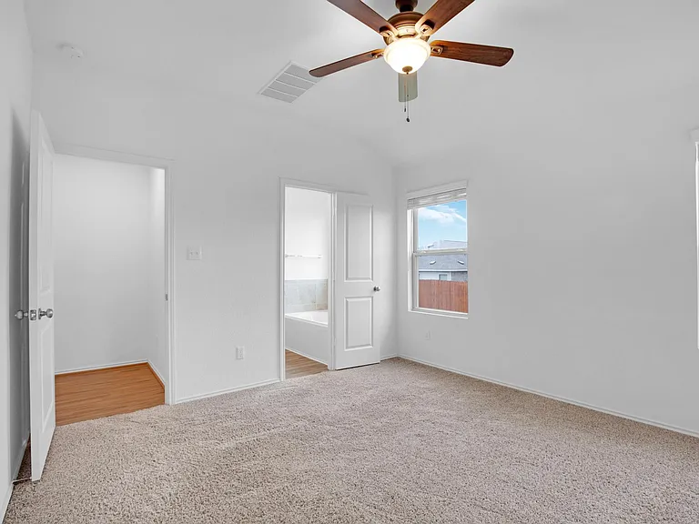 21409 Resource Rd — Photo 12