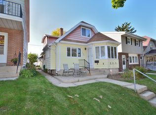 2065 S 72nd St, West Allis, WI 53219