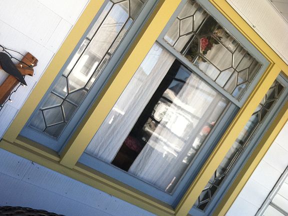Front porch Liv room window
