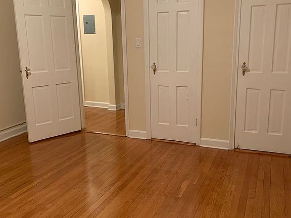3rd image of 190 Millburn Ave #I1