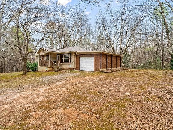 4th image of 101 3rd Ave