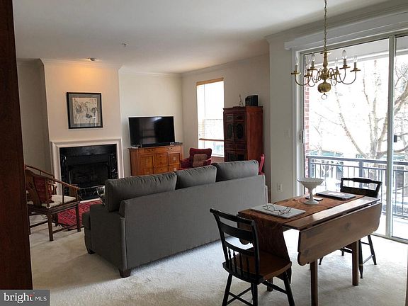 2nd image of 621 N Saint Asaph St Unit 201