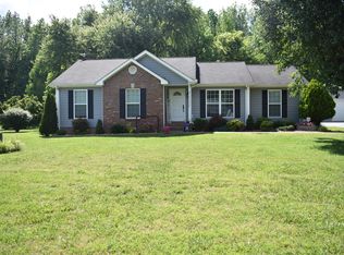 1008 Pin Oak Dr, Pleasant View, TN 37146