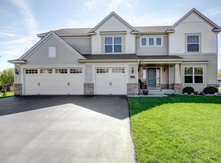 17801 Cleary Trl SE, Prior Lake, MN 55372