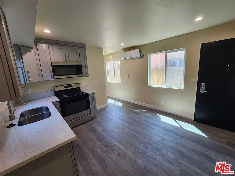 7302 Mace Pl #A — Photo 8