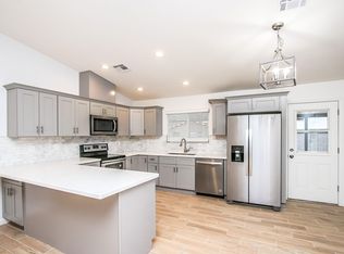 1119 W Hillview St, Mesa, AZ 85201