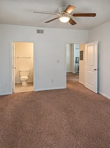 1 bed, 780 sqft, $1,500 — Photo 2