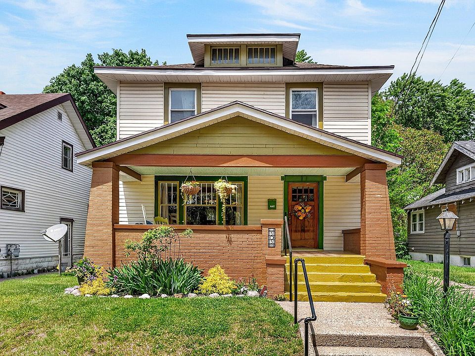 1st image of 505 Storrs St SE