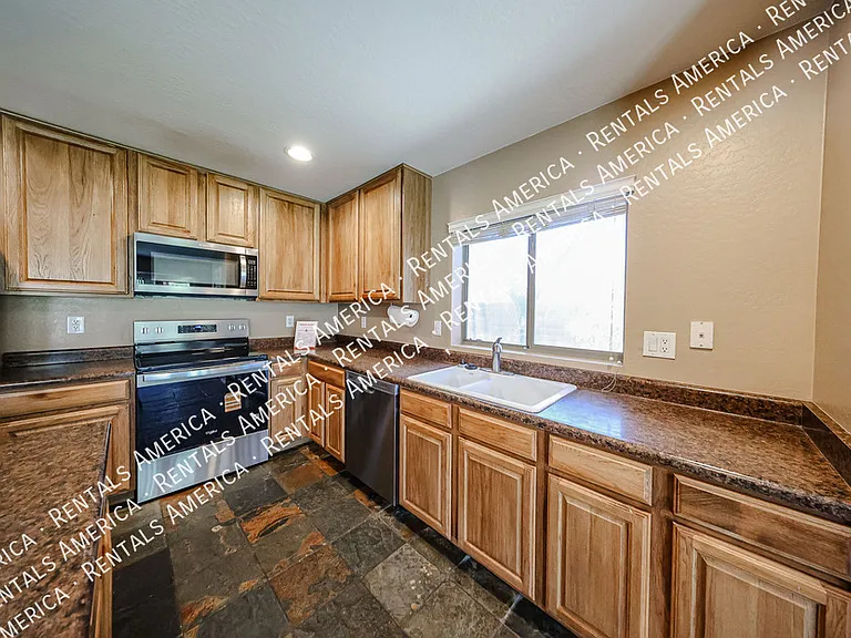 23808 N Tayrien Ln — Photo 22