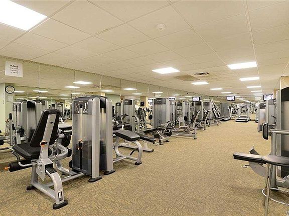 5th image of 1 Bay Club Dr APT 3Y