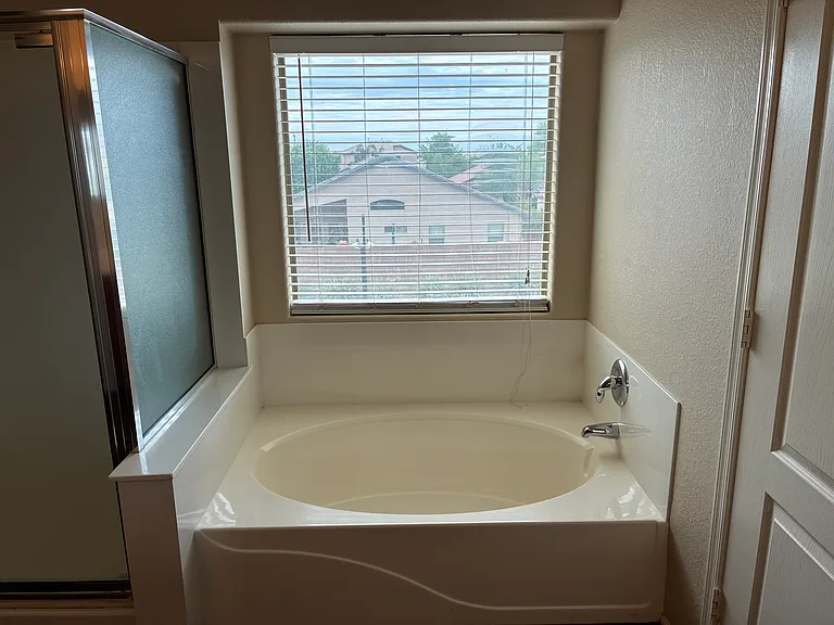 2217 W Steed Rdg — Photo 28