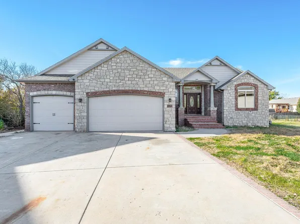 520 E Hedgewood Ct, Andover, KS 67002