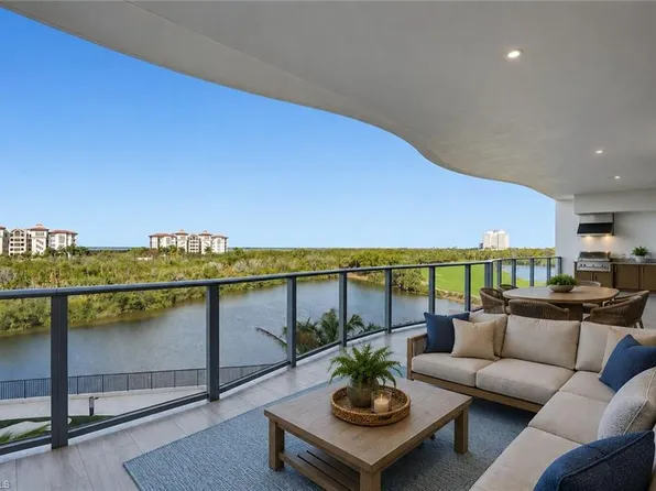 4810 Pelican Colony #404, BONITA SPRINGS, FL 34134