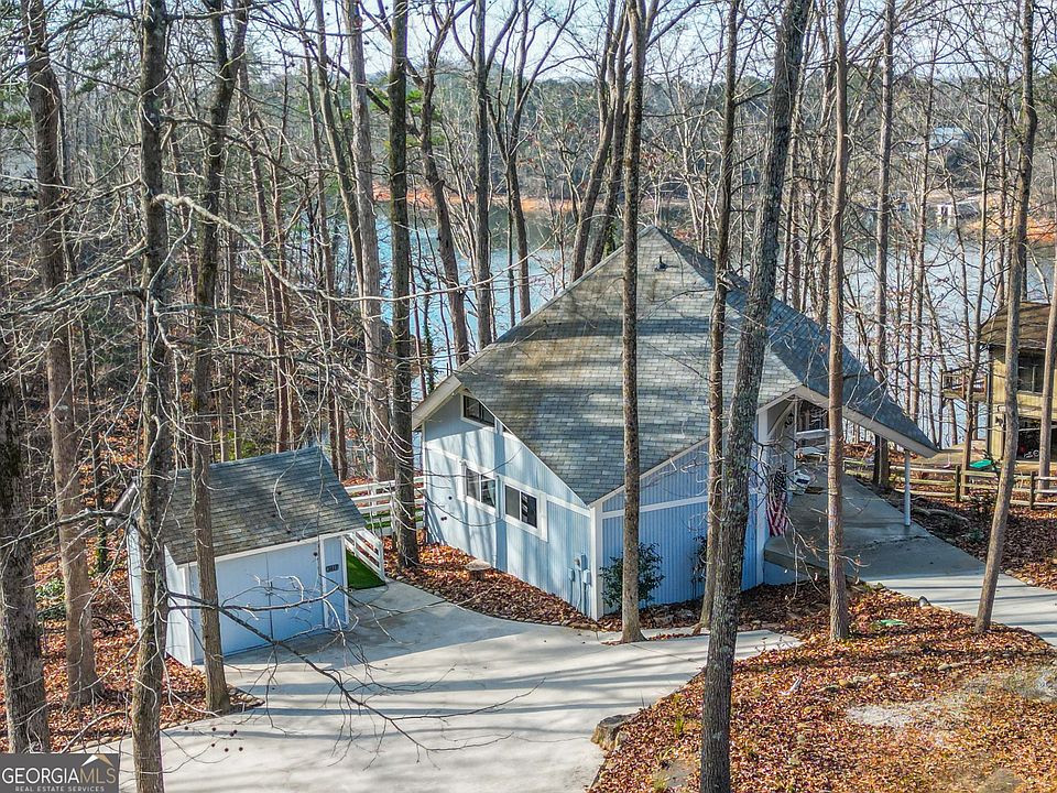 1st image of 3417 The Trail Rd