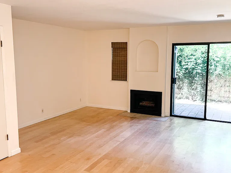 129 W Rincon Ave — Photo 7