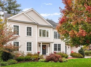 4 Fox Run Way, Hingham, MA 02043