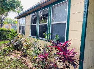 1121 Raymond Ave, Fort Pierce, FL 34950