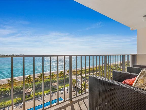 3rd image of 2625 Collins Ave APT 1005